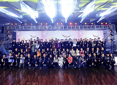 云鶴集團(tuán)30周年盛典完美召開